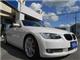 E93 335i　カブリオレ（3000ｃｃ）　アルピンホワイトが入庫致しました。ご購入後のメンテナンスも元BMW正規ディーラーメカニック在籍の「つたえファクトリー」にお任せ下さい！
