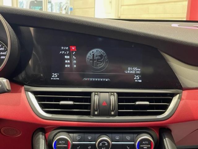 車載インフォテインメントシステ「Connect システム」、車両情報を含む様々な情報を大型のセンターディスプレイに表示