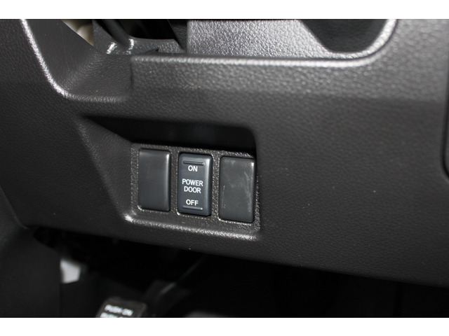 日産 セレナ 2.0 ハイウェイスター 4WD バックカメラ・ナビ・スマートキー 北海道の詳細画像 その19
