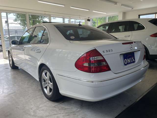 2003 Mercedes-Benz E-Class – thumbnail 44