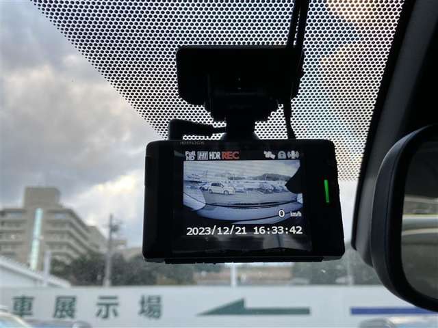 トヨタ プリウス 1.8 S ツーリングセレクション ブラックエディション ナビ Bカメラ Bluetooth ドラレコ ETC 山口県の詳細画像 その6