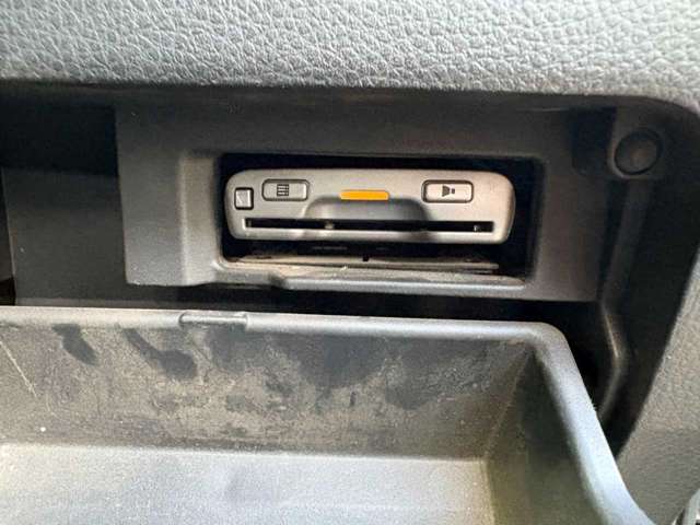 2011 Nissan Serena – thumbnail 44