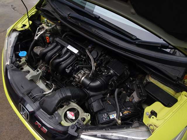 ホンダ フィット 1.5 RS 6MTゼロファマフラー車高調ラバウル15 奈良県の詳細画像 その10