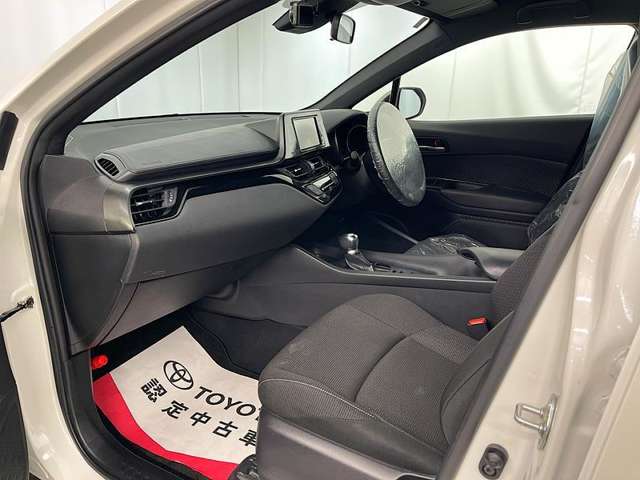 トヨタ C-HR 1.2 S-T LED パッケージ 4WD SDナビ バックモニタ ETC ドラレコ LED AW 福井県の詳細画像 その10