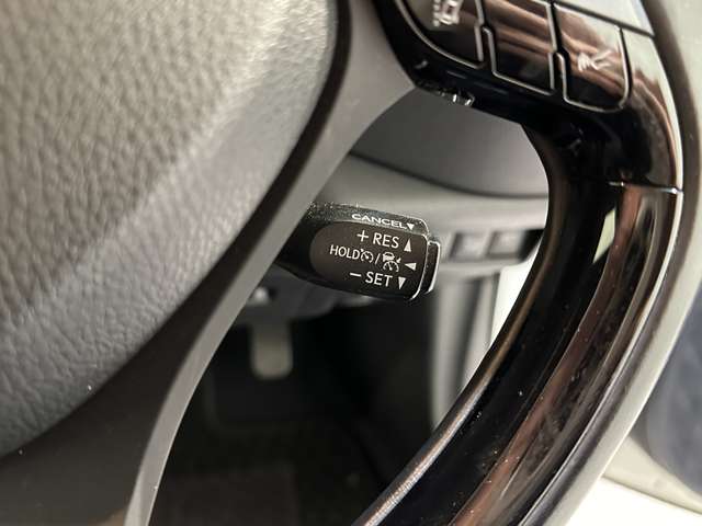 トヨタ C-HR ハイブリッド 1.8 S 衝突安全ボディ CD Bluetooth 神奈川県の詳細画像 その17