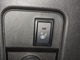 【シートヒーター】　こちらのボタンを押していただくとシートを温めてくれるので寒いときでも快適にお過ごしいただけます！