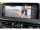 リヤ・ビュー・カメラはリバース・ギアを選択すると自動的に画面が切り替わります。予想進路表示機能でスムースな駐車をサポート致します。