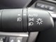 ハイビームアシストは前方の車両・対向車の有無によってヘッドライトのハイビームとロービームを自動で切替。常に良好な前方視界の維持をサポートします。