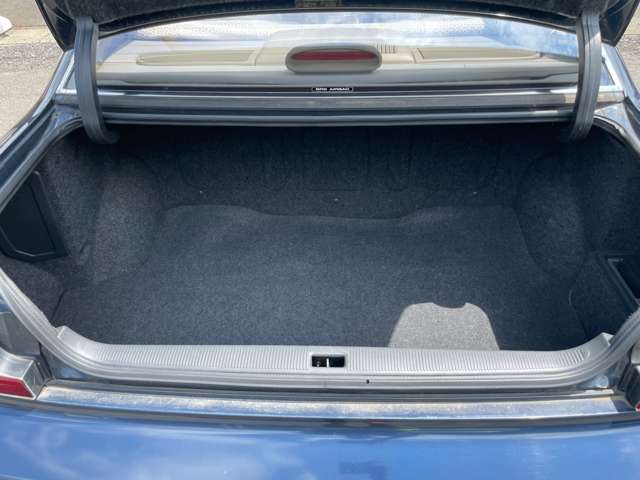 1993 Nissan Infiniti Q45 – thumbnail 36