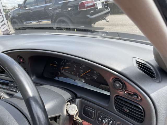 1993 Nissan Infiniti Q45 – thumbnail 48