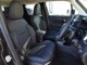 リミテッドはブラックレザーシートになっており高級感を演出してます。運転席は電動シートで助手席はレバー式になっております。