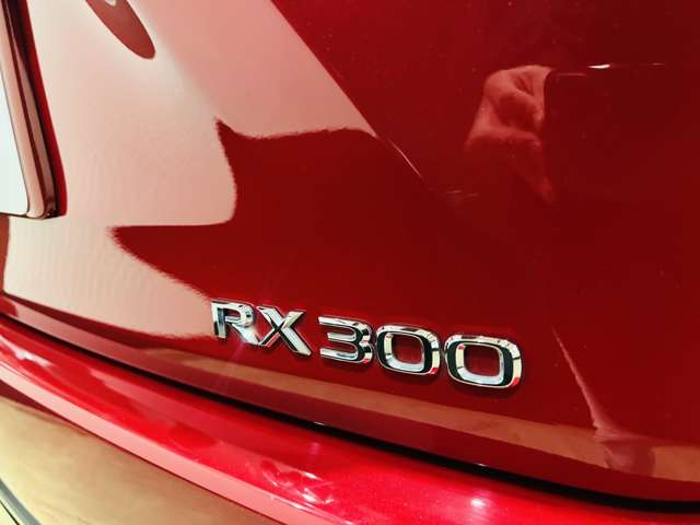 レクサス RX 300 Fスポーツ 4WD 走行27400キロ 4WD ワンオーナー 禁煙車 愛知県の詳細画像 その16
