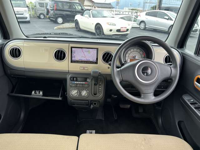 2010 Suzuki Alto Lapin – thumbnail 35
