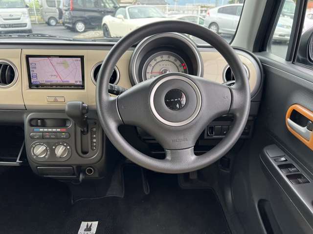 2010 Suzuki Alto Lapin – thumbnail 36