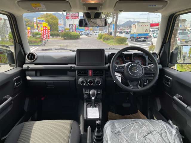 スズキ ジムニー 660 XC 4WD 届出済未使用車 3型 走行5Km 車検R9年4月 福岡県の詳細画像 その2