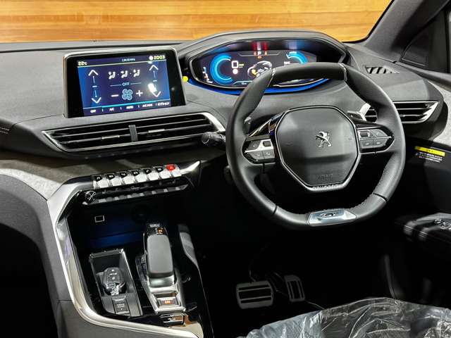 プジョー 3008 GT ハイブリッド4 4WD 当社デモカー 新車保証継承 サンルーフ 静岡県の詳細画像 その14
