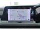 Volkswagen純正インフォテイメントシステム”Discover Pro”：10インチ画面を標準装備。タッチスライダーコントロールを採用し、直感的な操作が可能。