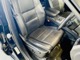 ●こちらは運転席着座面のお写真です。サイドサポート部分や座面の程度も良く、使用感の少ないシートとなります！！