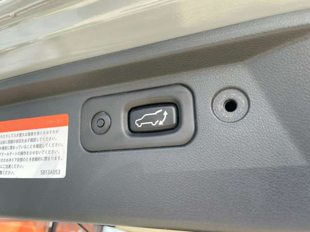 三菱 デリカD：5 2.4 G プレミアム 4WD HDDツイン 両側電動 ドラレコ AC100V 愛知県の詳細画像 その7