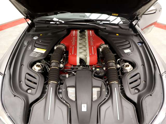 フェラーリ GTC4ルッソ 6.3 4WD ヒストリカルカラー リフター LEDステア 東京都の詳細画像 その20