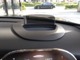 ドライビング関連の情報を視野の中央に表示する、ヘッドアップディスプレイを搭載。