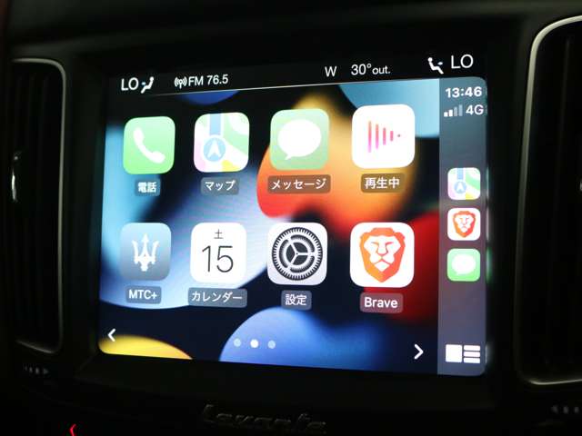 Apple carplay対応ですのでiPhoneの一部のアプリがご利用いただけます
