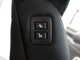 助手席の肩口にもシート操作スイッチがあり、運転席から操作可能です。