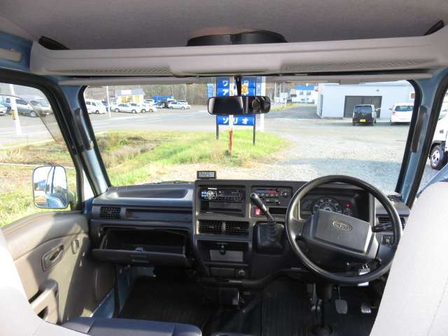 スバル サンバー 660 トランスポーター スーパーチャージャー 4WD 道外仕入 北海道の詳細画像 その11