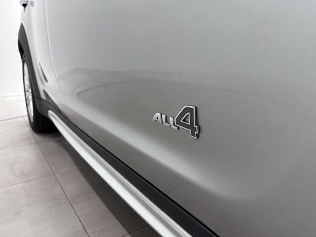ミニ ミニクロスオーバー クーパー SD オール4 4WD 2年保証・ワンオーナー・純正ナビ・ACC 東京都の詳細画像 その16