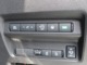 エコモードスイッチ・アイドリングストップなど様々な操作に関するスイッチが運転席右前部に装着されています。