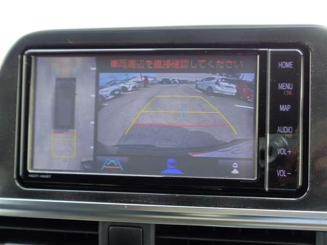 バックモニター付きですので、日常の駐車はもちろん、人や障害物のなど後方が映像で確認出来るので安心です！目視でもご確認ください。全周囲モニター付きで上から見たような映像も確認できます。（補助装置です）
