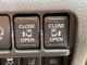 オートスライドドアは、運転席前にあるスイッチの操作でもオート開閉ができ、とても便利です。