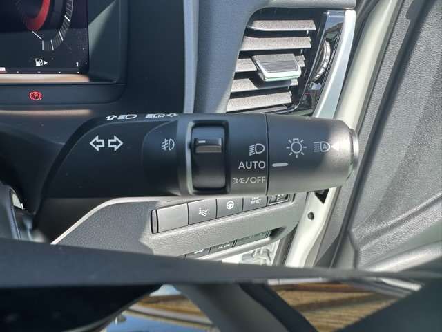 日産 エクストレイル 1.5 G e-4ORCE 4WD 純正ナビTV 全周囲カメラ 登録済未使用車 静岡県の詳細画像 その20