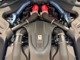 3.9L V8-90°ツインターボエンジン(620CV)