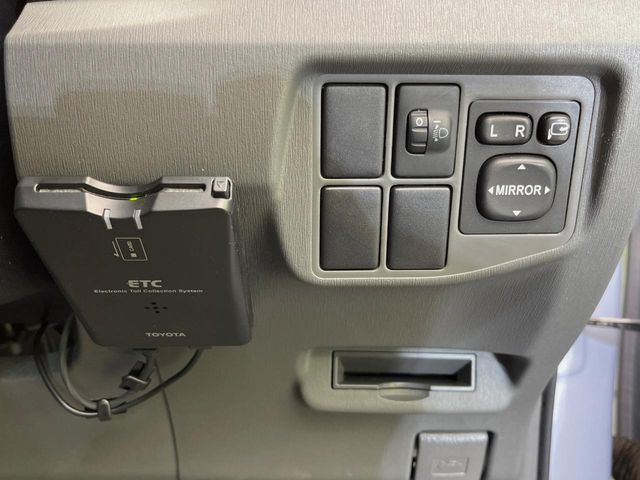 2010 Toyota Prius – thumbnail 44
