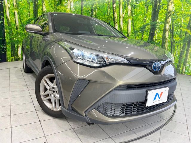 【ＬＥＤヘッドライト】悪天候や夜間走行時も良好な視界を確保し安心して運転できる高輝度ＬＥＤヘッドライトを装備！点灯速度が早く、消費電力も抑えられています。