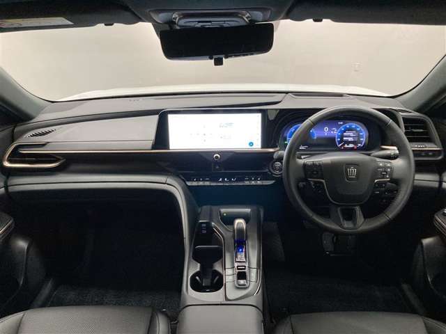トヨタ クラウンクロスオーバー 2.5 G アドバンスト レザー パッケージ E-Four 4WD  滋賀県の詳細画像 その2