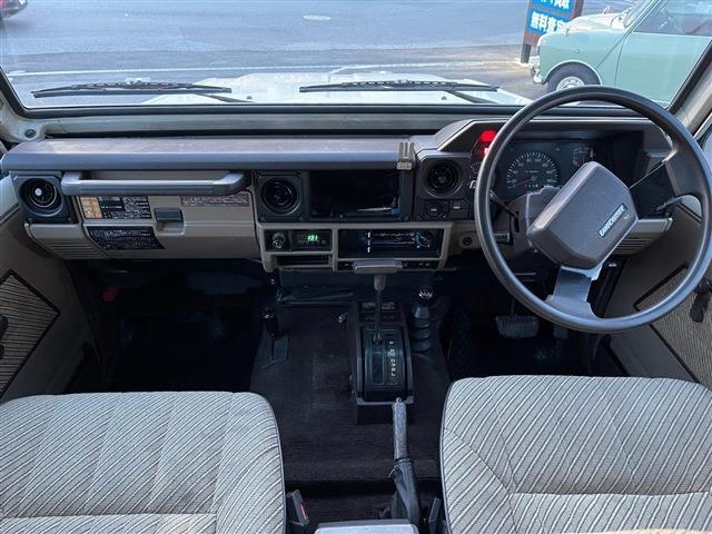 トヨタ ランドクルーザー70 3.4 LX FRPトップ ディーゼルターボ 4WD 認定中古車/ディーゼルターボ/4WD 山梨県の詳細画像 その9