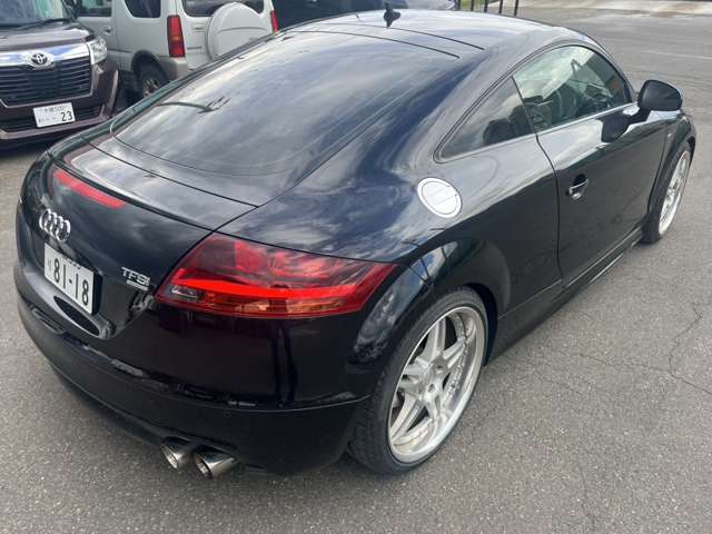 2011 Audi TT – thumbnail 44