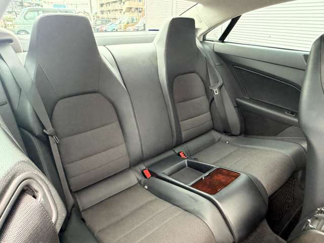 2011 Mercedes-Benz E-Class Coupe – thumbnail 44