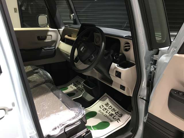 ホンダ N-BOX 660 ファッションスタイル 4WD 届出済未使用車 左側PSD ナビパケ LED 兵庫県の詳細画像 その6
