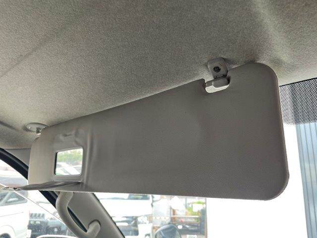 2009 Toyota Hiace – thumbnail 44