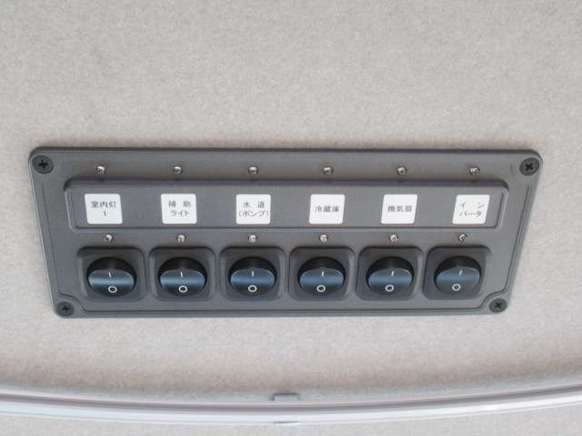 トヨタ ハイエースバン ビークル ベッセルJ 4WD軽油 FFヒーター 寒冷地仕様 冷蔵庫 千葉県の詳細画像 その19