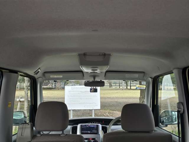 2011 Daihatsu Tanto – thumbnail 44
