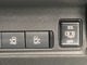 ボタン一つで運転席からでもスライドドアを開閉できるので便利！