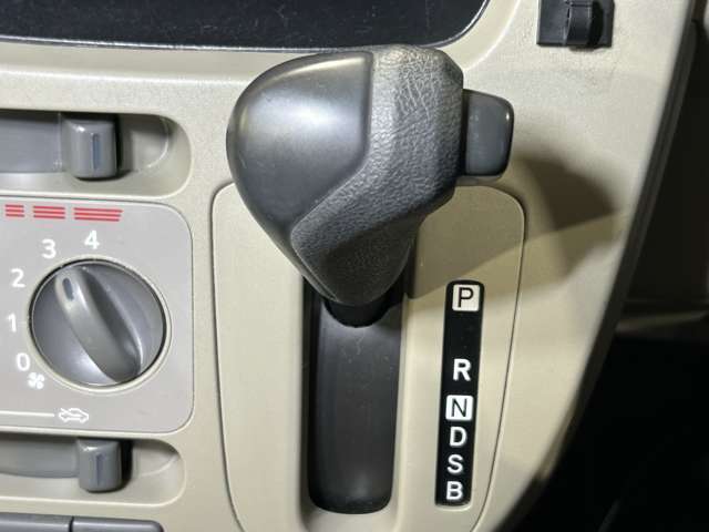 ダイハツ ムーヴ 660 L SA 4WD ETC スマートアシスト 横滑り防止装置 秋田県の詳細画像 その19