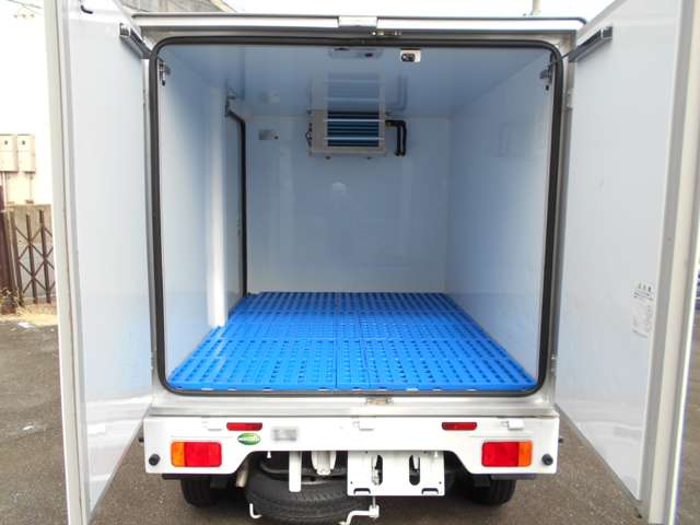 マツダ スクラムトラック 冷蔵冷凍車 -7℃設定 左サイドドア 京都府の詳細画像 その5