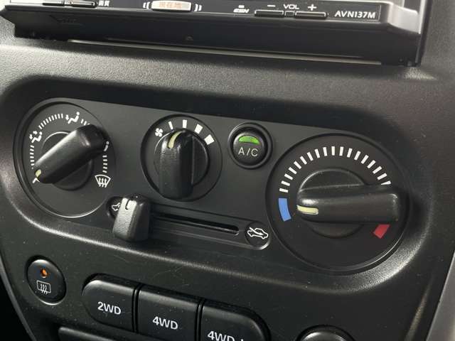 スズキ ジムニー 660 XG 4WD SDナビTV ワンオーナー ルーフキャリア 大阪府の詳細画像 その15