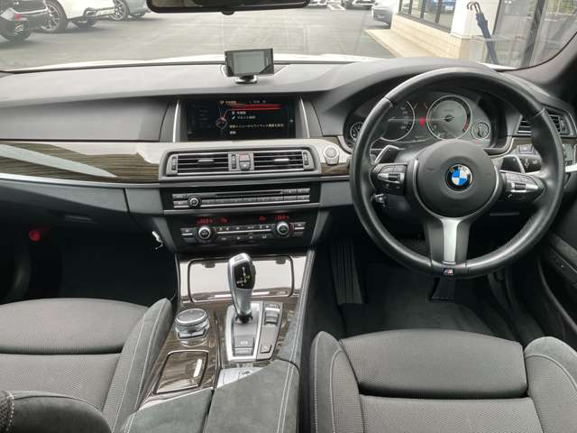 BMW認定中古車は、徹底した納車前点検とBMWメカニックが持つ高い技術力で、 高いクオリティを保っています。
