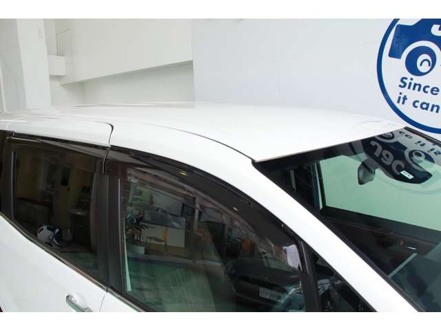 トヨタ エスクァイア 2.0 Gi プレミアムパッケージ 4WD ワンオーナーユーザー様直接買取車両 兵庫県の詳細画像 その17